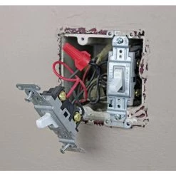 WingTwist Red Wire Connectors (500-Count Bag) by IDEAL -Cooper Bussmann sale ideal wire connectors wire terminals wt52 500b 31 1000